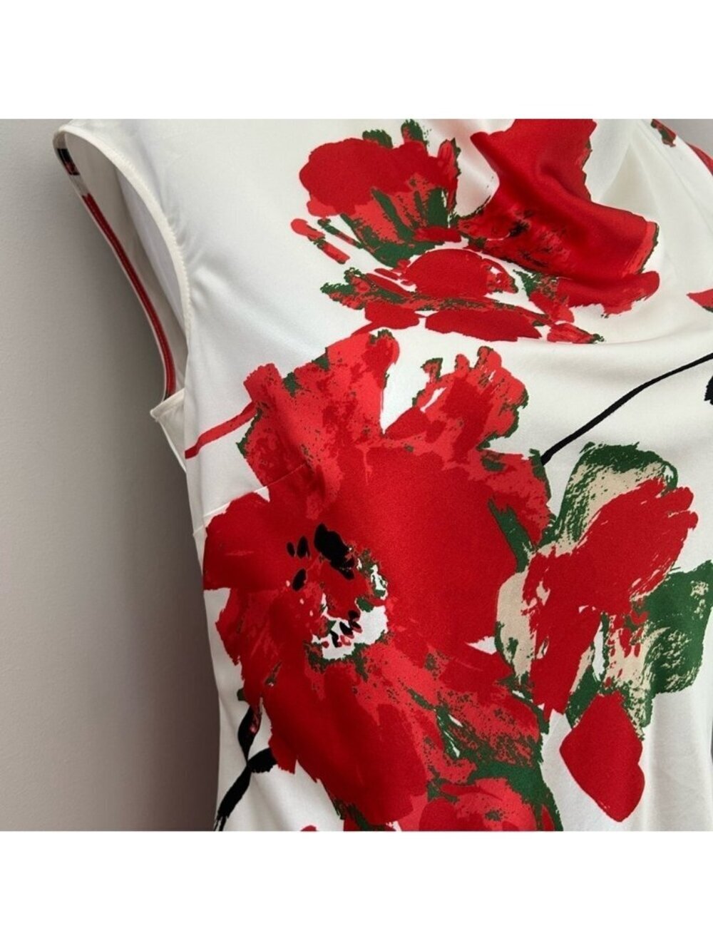 St. John Collection Silk Top - Picture 3 of 11